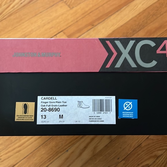 Johnston & Murphy XC4 Tan Chukka Boots - Picture 4 of 4